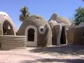 Prototypes d'habitation de sacs de sable